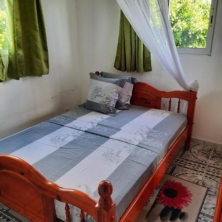 Chez Lilise 2 Apartment Sainte-Anne Bagian luar foto