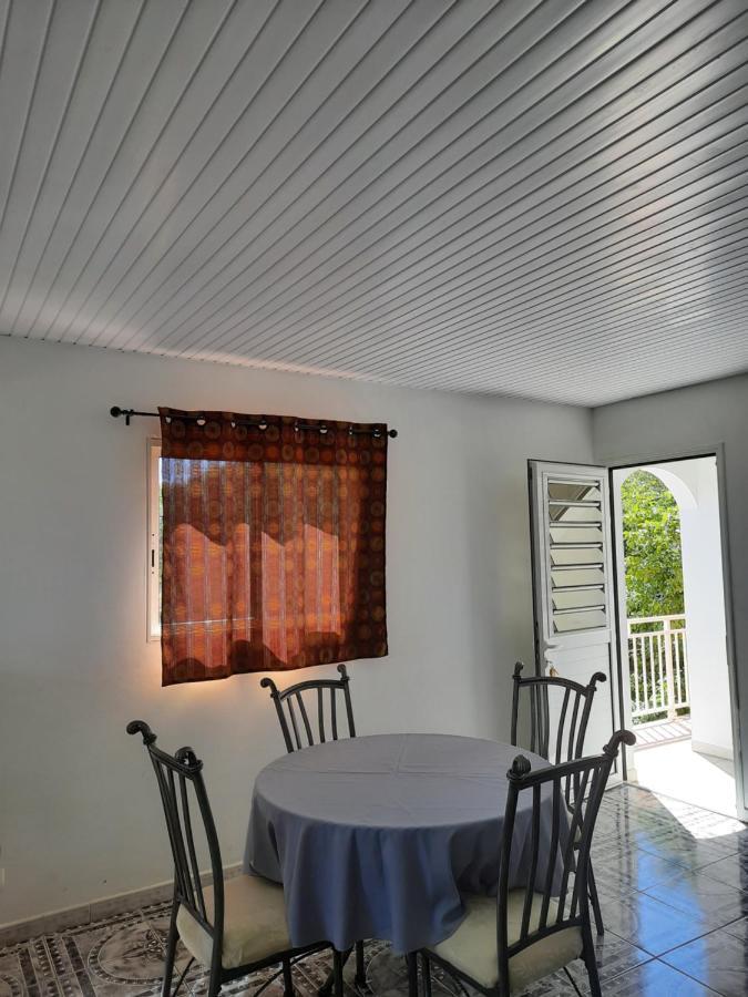Chez Lilise 2 Apartment Sainte-Anne Bagian luar foto